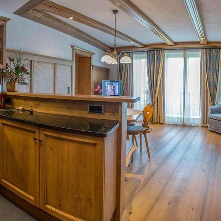 Abanico Appartements ゼーフェルト・イン・チロル エクステリア 写真